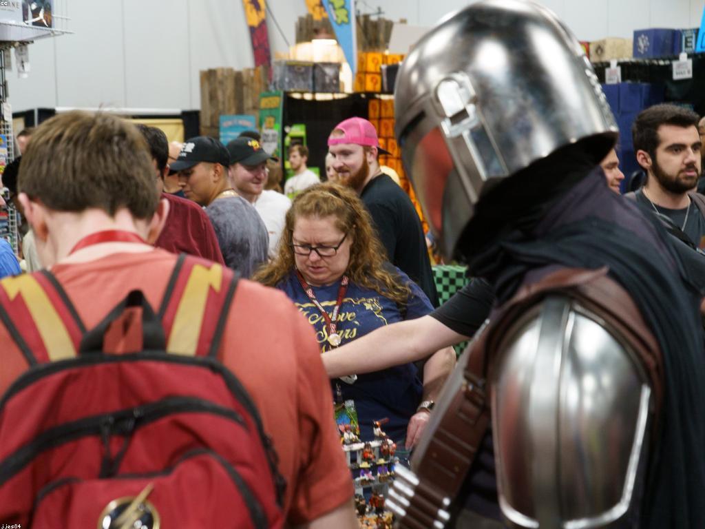 យុទ្ធសាស្ត្រប្រកួតនិងរង្វាន់ល្អបំផុត